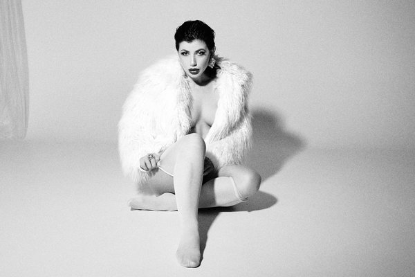 Domina el arte de la regla de tres: transforma tu estilo con esta técnica infalible para tus conjuntos